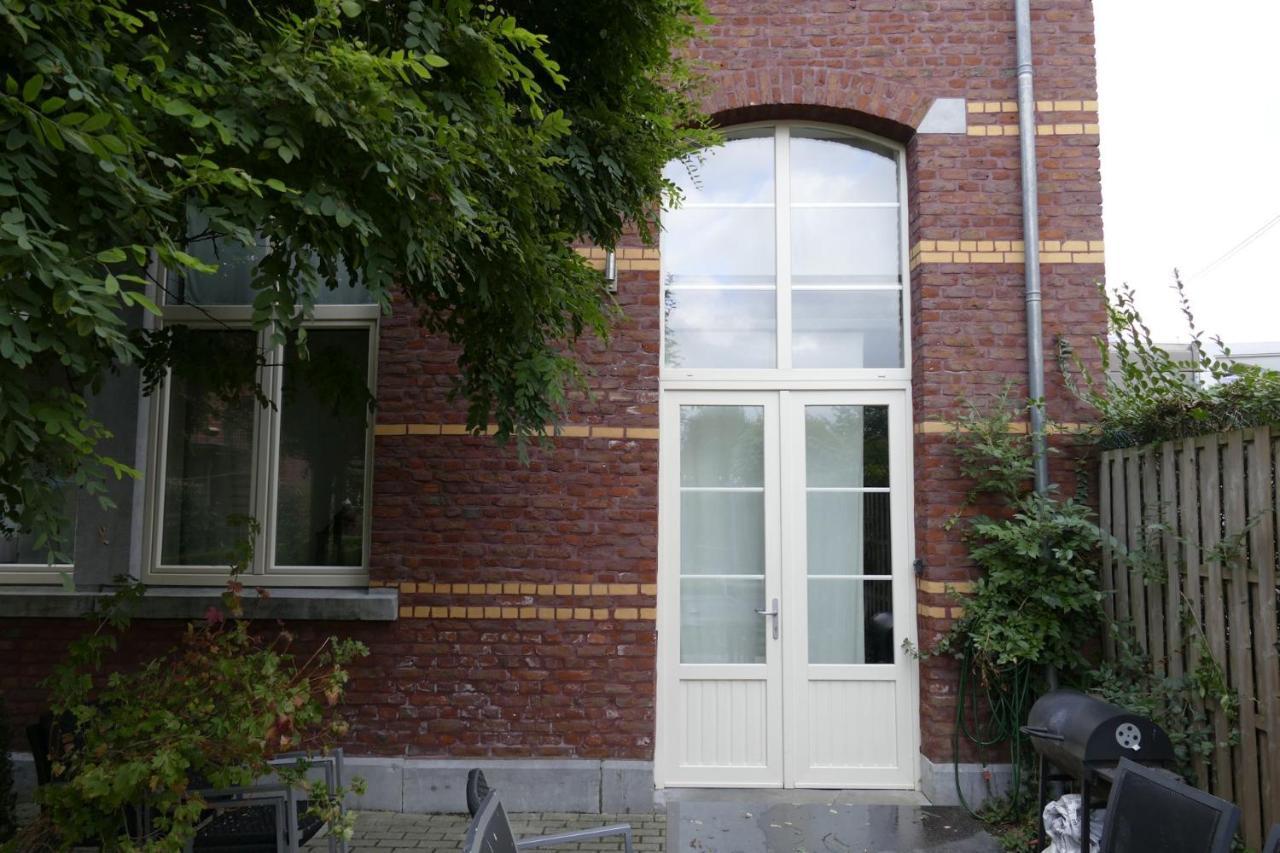 De Oude School Apartment Visé Exterior photo